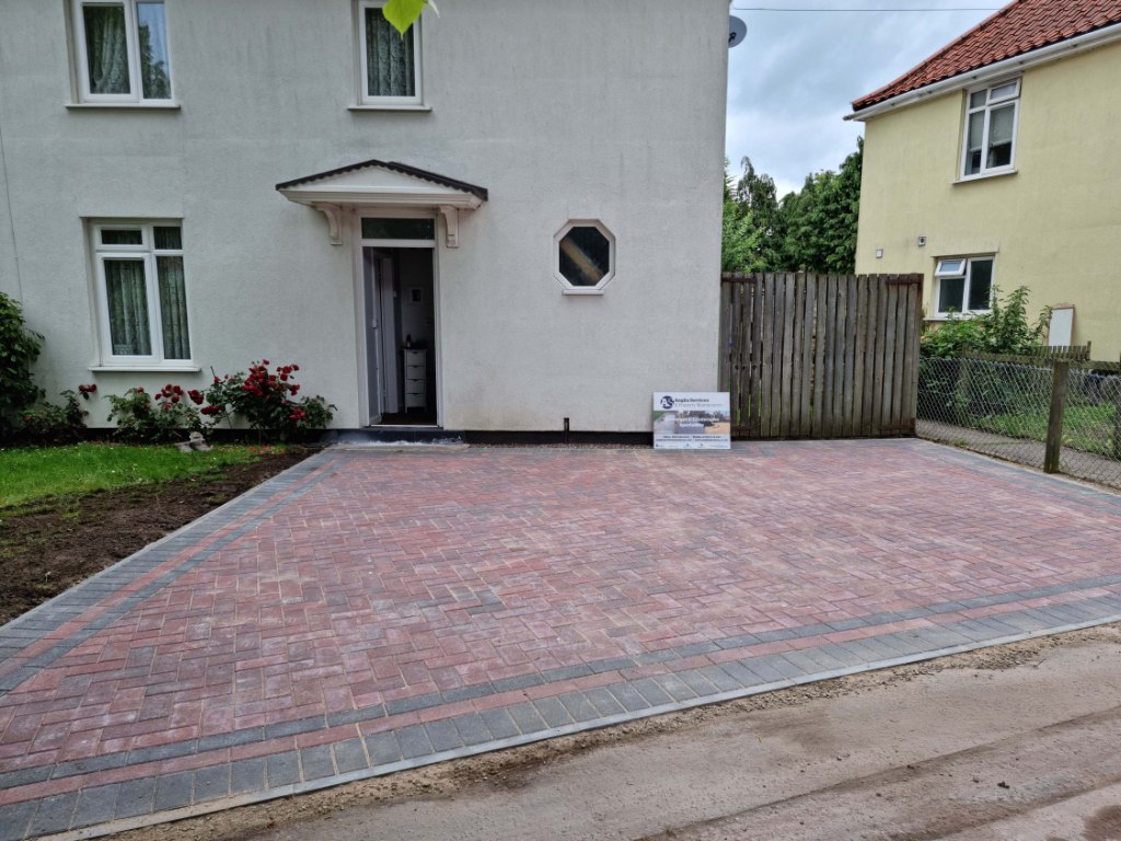 This is a newly installed block paved drive installed by Ramsgate Driveways